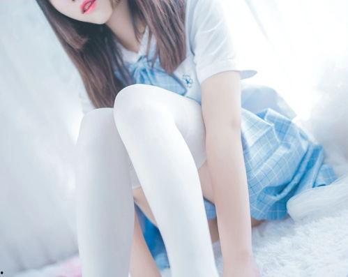 国产在线白丝jk视频,在线视频中的青春时尚演绎  第3张